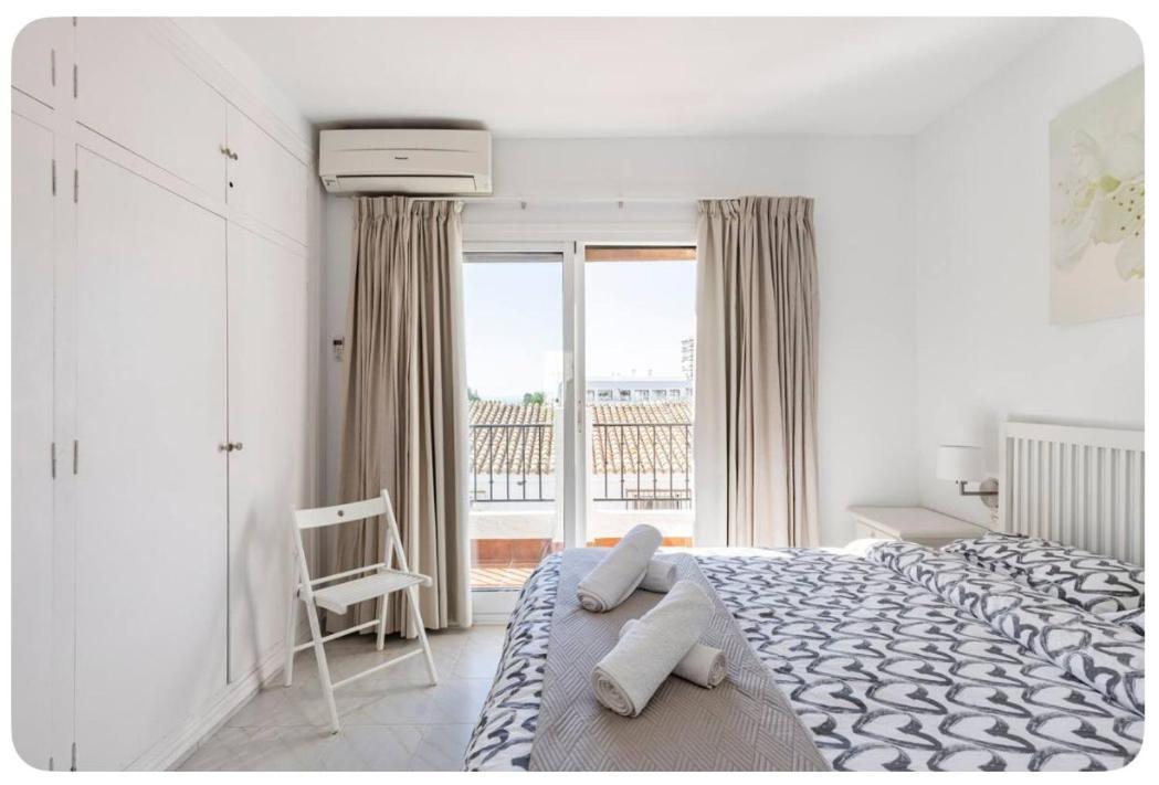 La Casa En La Carihuela Playa A 4 Minutos A Pie Villa Torremolinos Eksteriør billede