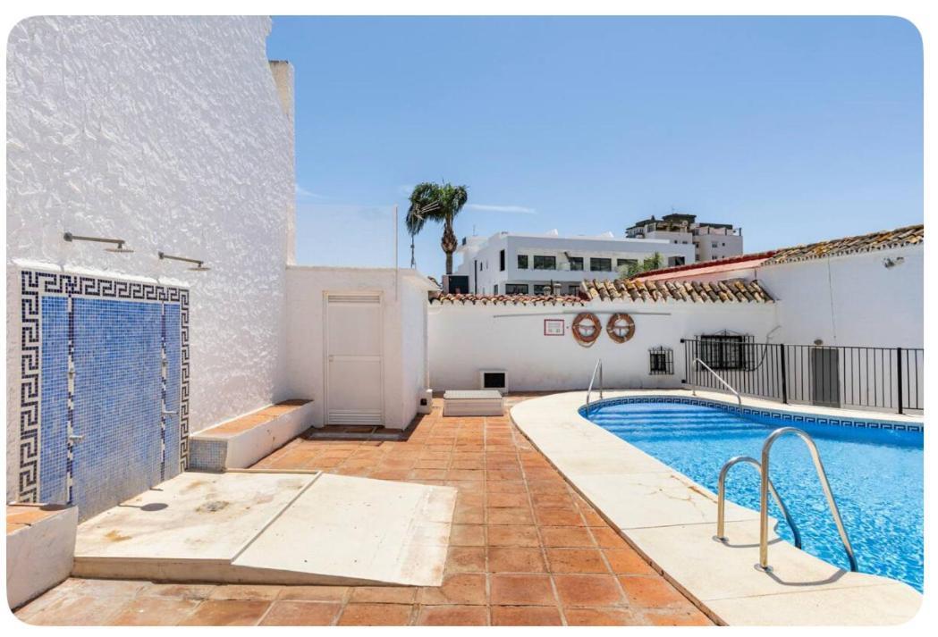 La Casa En La Carihuela Playa A 4 Minutos A Pie Villa Torremolinos Eksteriør billede