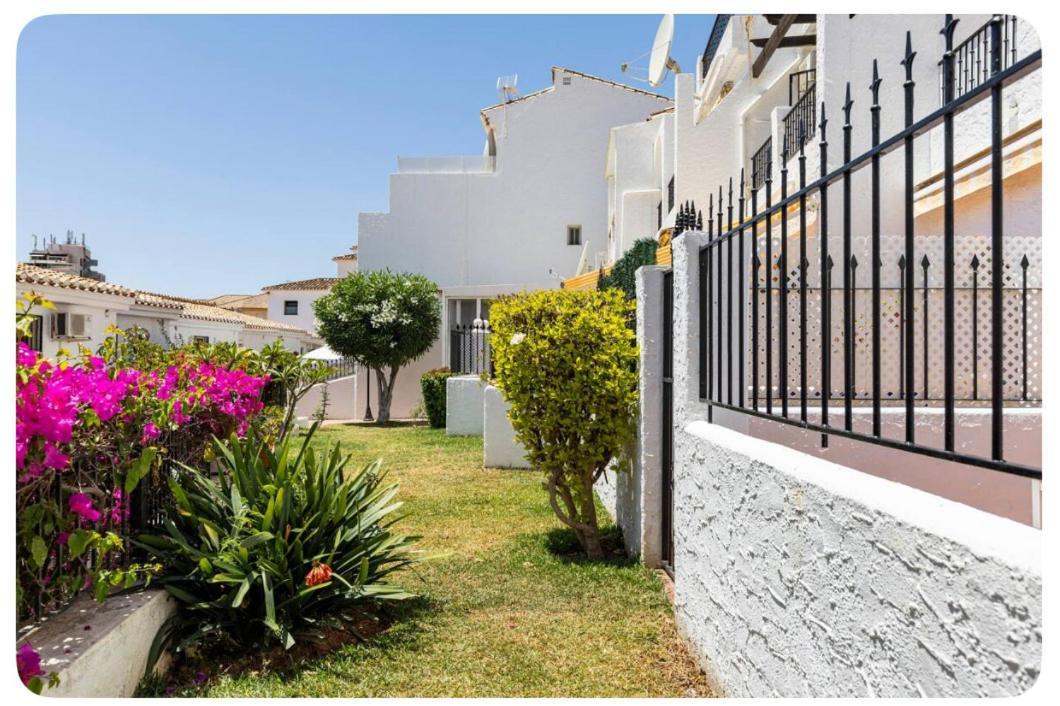 La Casa En La Carihuela Playa A 4 Minutos A Pie Villa Torremolinos Eksteriør billede